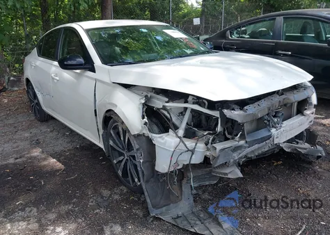 2019 Nissan Altima 2.5 Sr z USA, uszkodzony, nr VIN 1N4BL4CV6KC167825